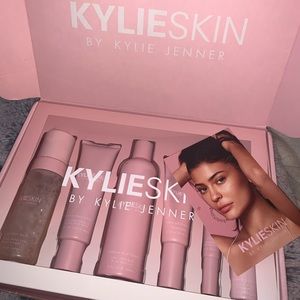 Kylie skin set SOLD